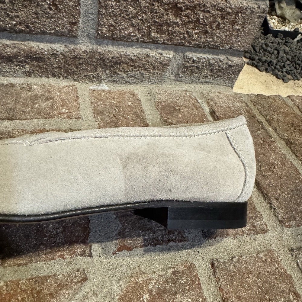 Le Monde Beryl Lo Boy Suede Loafer Women's Gray Size 38 #246 - Picture 9 of 16